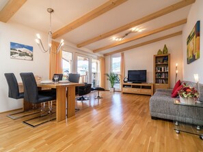 1 bedroom, individually furnished, bed sheets - Stunning Apartment in Kirchberg in Tirol With Terrace (Kirchberg in Tirol)