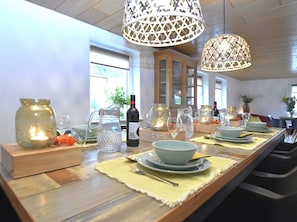 Dining - Spacious Group Home with Garden near Edersee & Kellerwald National Park (Naumburg)