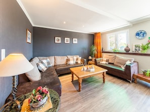 House | Living room