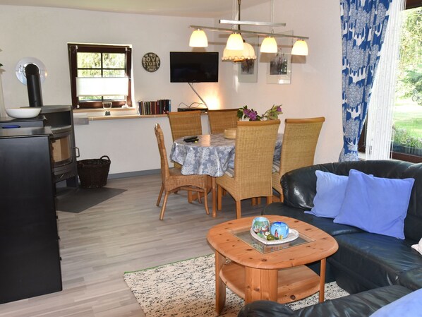 Fireplace - Modern Bungalow in Kröpelin With Meadows Near (Kroepelin)