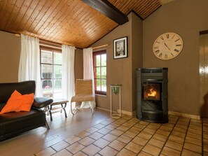 House | Living room | TV