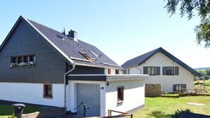 Exterior - Beautiful Holiday Home in Sieberath With Garden (Hellenthal)