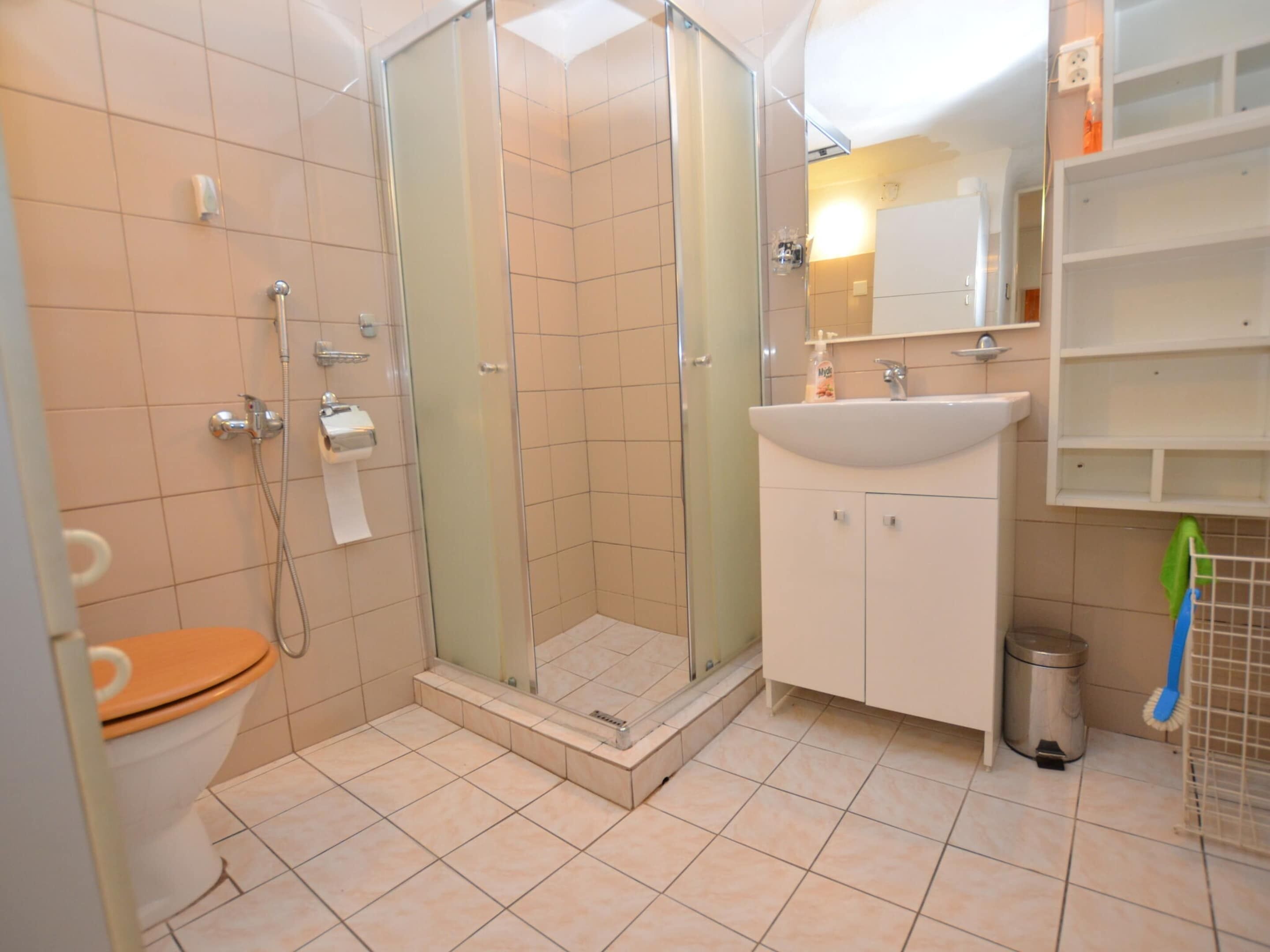 House | Bathroom