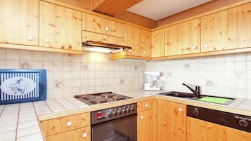 Apartment | Private kitchen | High chair