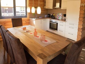 Dining - Unique Wooden Holiday Home in the Beautiful Sauerland With Garden, Terrace, Sauna (Medebach)