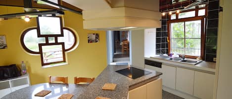 House | Private kitchen | Highchair