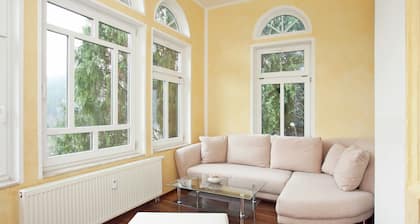 Elegant Villa in Borstendorf