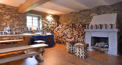 Spacious Villa near Forest in Buchet