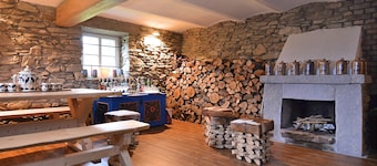 Spacious Villa near Forest in Buchet