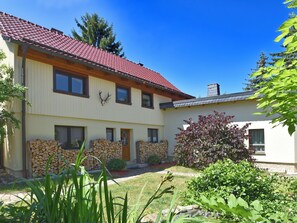 Exterior - Vintage Hoilday Home in Leina With Pond (Georgenthal)