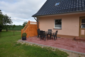 Apartment | Balcony - Tranquil Apartment with Terrace in Blowatz near Sea (Blowatz)