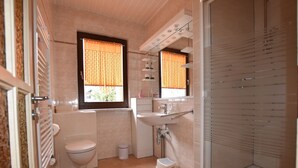 Shower - Modern Holiday Home in Rerik With Garden (Rerik)