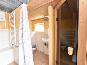 Ferienhaus | Badezimmer | Dusche