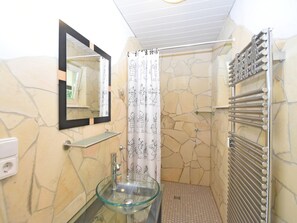 Ferienhaus | Badezimmer