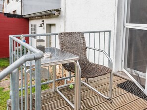 Balcony - Heritage Holiday Home in Freienhagen With Private Terrace (Waldeck)
