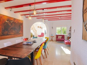 Dining - Modern Villa in Pedreguer With Private Pool (Pedreguer)