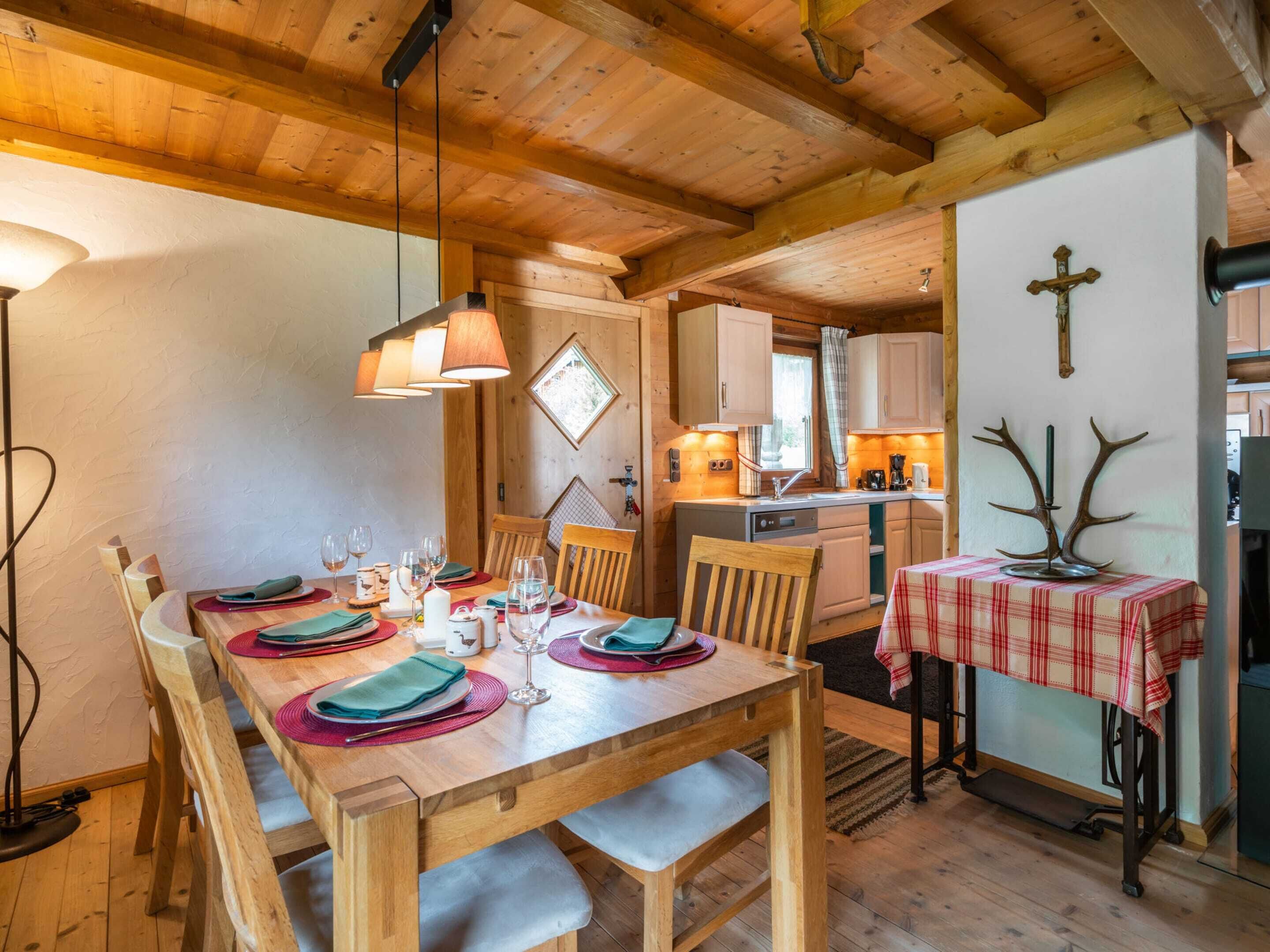 Chalet | Tempat makan