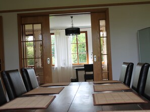 Dining - Gutshaus in Gressow mit Teich (Gaegelow)