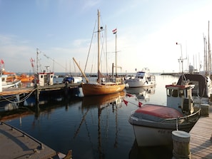 Exterior - Gutshaus in Gressow mit Teich (Gaegelow)