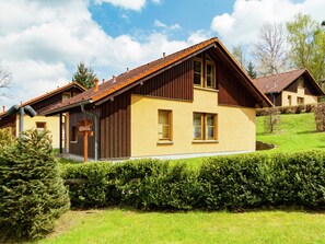 Exterior - Vacation Home With Terrace in Schirgiswalde (Schirgiswalde-Kirschau)