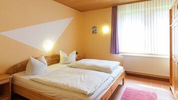 Ferienhaus | 4 Schlafzimmer, individuell eingerichtet, Bettwäsche