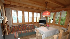 House | Living room