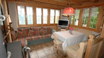 House | Living room