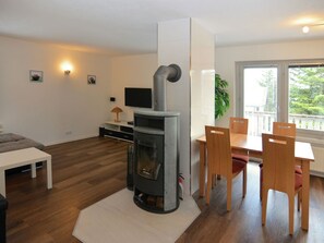 House | Private kitchen | Highchair - Apartment in Schnett Near the ski Area (Masserberg)