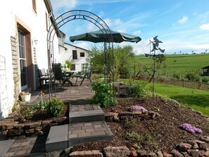 Balcony - Appealing Holiday Home in Kalenborn-scheuern With Garden (Kalenborn-Scheuern)