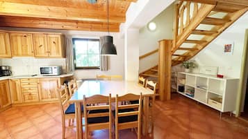 House | Private kitchen | High chair