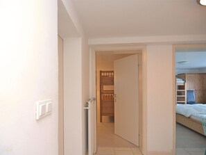 2 bedrooms, individually furnished, bed sheets
