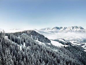 Exterior - Aesthetic Apartment in Kitzbuhel near Hiking & Cycling (Kitzbuehel)