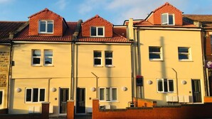 Exterior - Fishponds Place 363a (Bristol)