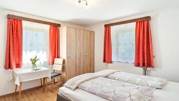 3 bedrooms, individually furnished, bed sheets