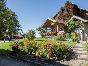 บ้านพัก | สวน