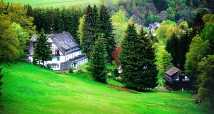 Ubernachten Sie in der Nahe des Winterbergskilifts