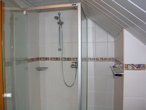 House | Bathroom
