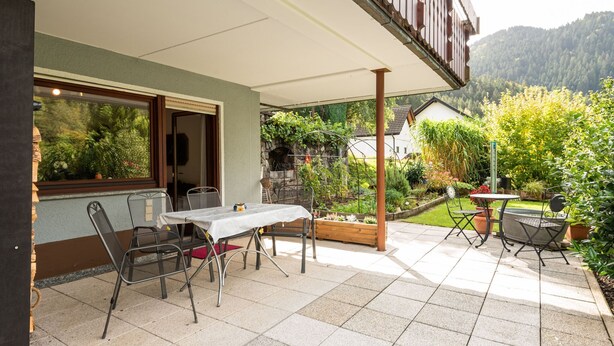 Balcony - Charming Holiday Home in Lehengericht Near the Forest (Schiltach)