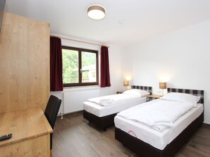 7 bedrooms, individually furnished - Modern Holiday Home in Fieberbrunn With Sauna (Fieberbrunn)