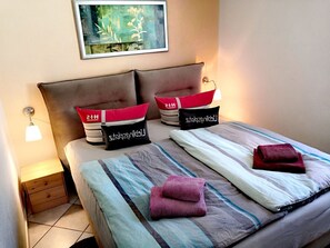 House | 4 bedrooms, individually furnished