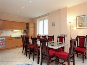 House | Dining
