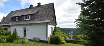 Spacious Cottage in Neuastenberg Sauerland near Ski Area
