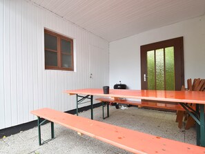 House | Balcony - Spacious Cottage in Neuastenberg Sauerland near Ski Area (Winterberg)