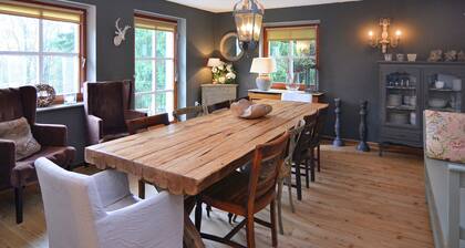 Quaint Holiday Home near Ski Area in Neuastenberg