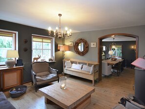 House | Living room - Quaint Holiday Home near Ski Area in Neuastenberg (Winterberg)