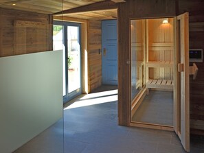 Ferienhaus | Badezimmer | Badewanne, Handtücher