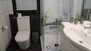 House | Bathroom - Modern Holiday Home in Lechbruck With Terrace (Lechbruck)