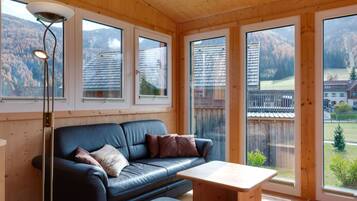 Chalet | Living room | TV, fireplace