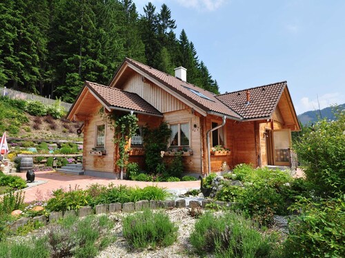Charming Chalet in Hohentauern Near Ski Lift