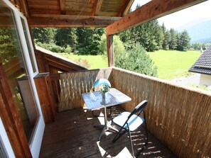 Balcony - Plush Mansion in Hermagor near Nassfeld-Pressegger Ski Area (Hermagor-Pressegger See)